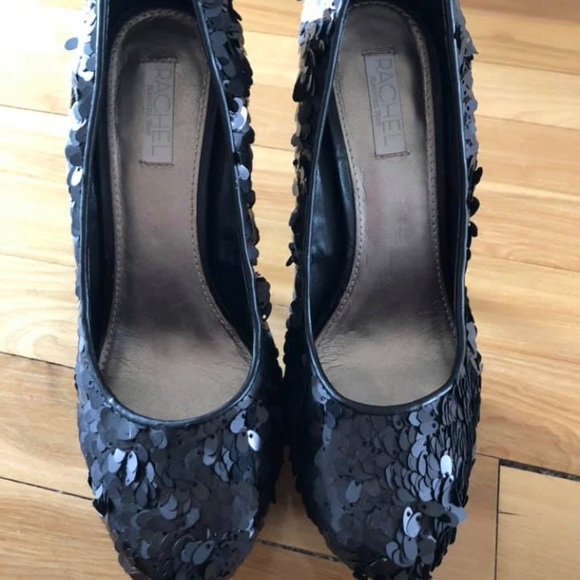 Rachel Roy platform heels
Size 7 1/2 - Picture 2 of 4